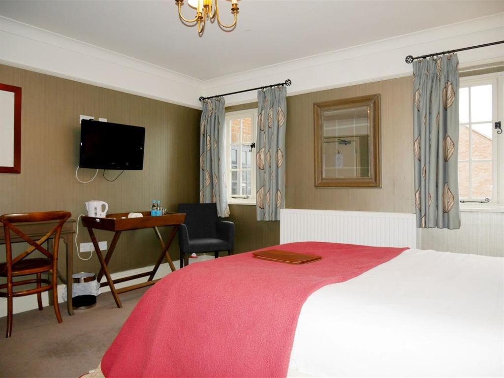 Hotel The Angel In Wootton Bassett Royal Wootton Bassett Exteriér fotografie